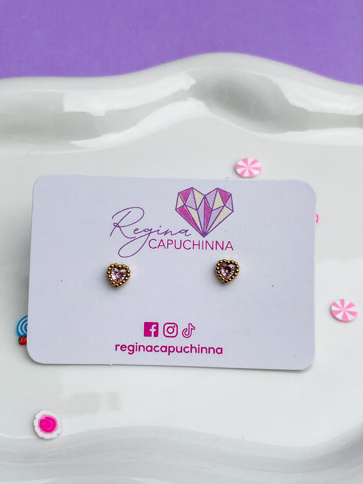 Broquel corazón con brillante rosa