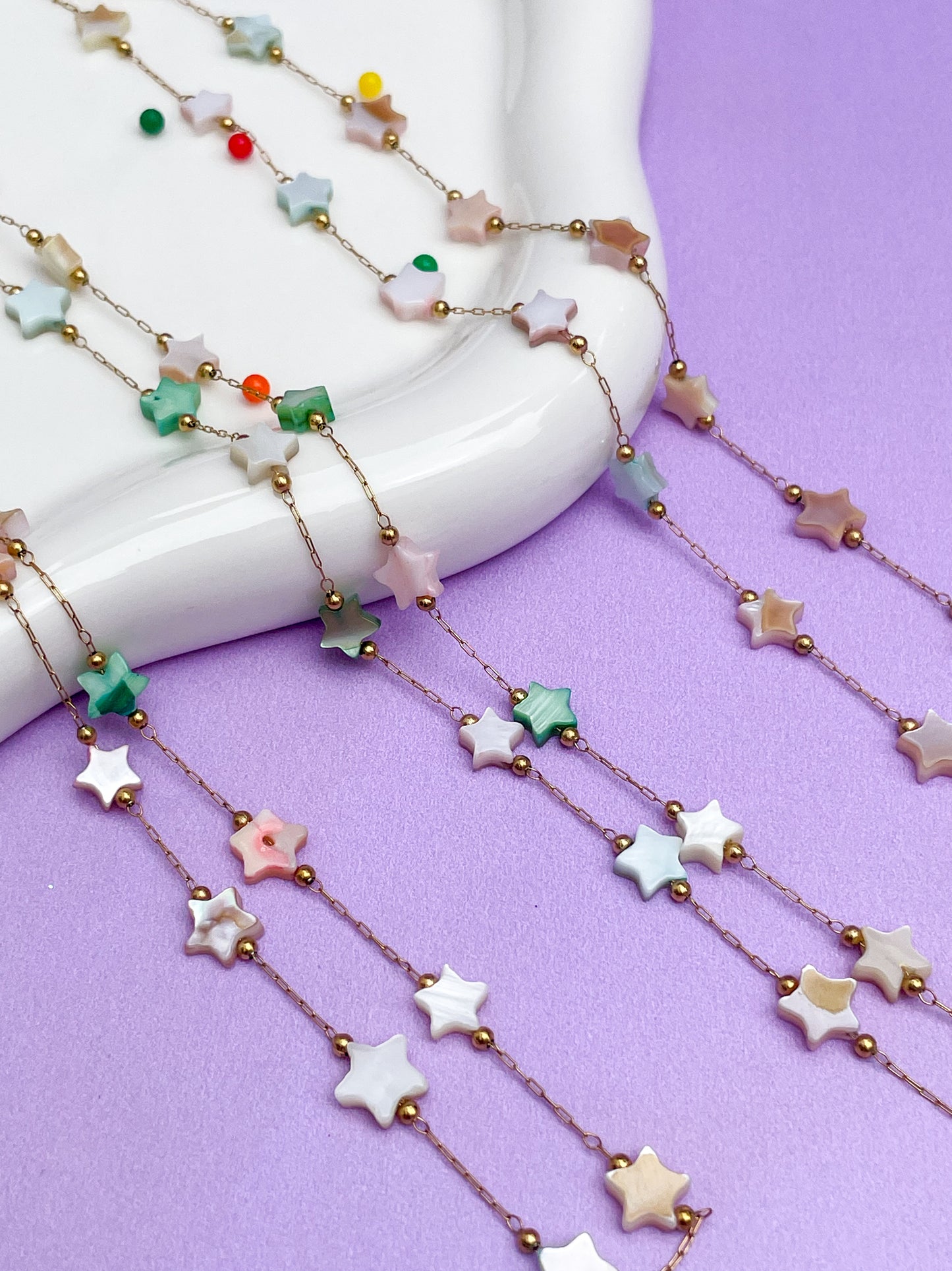 Collar estrellitas tornasol