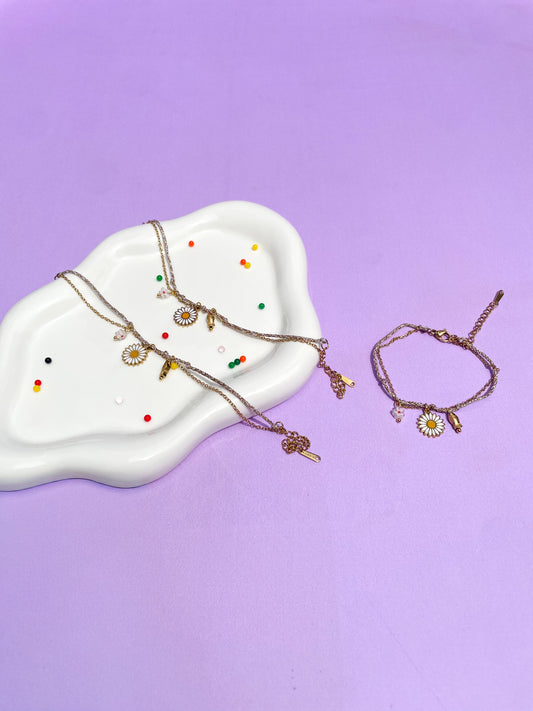 Pulseras hilo blanco/dorado con margarita