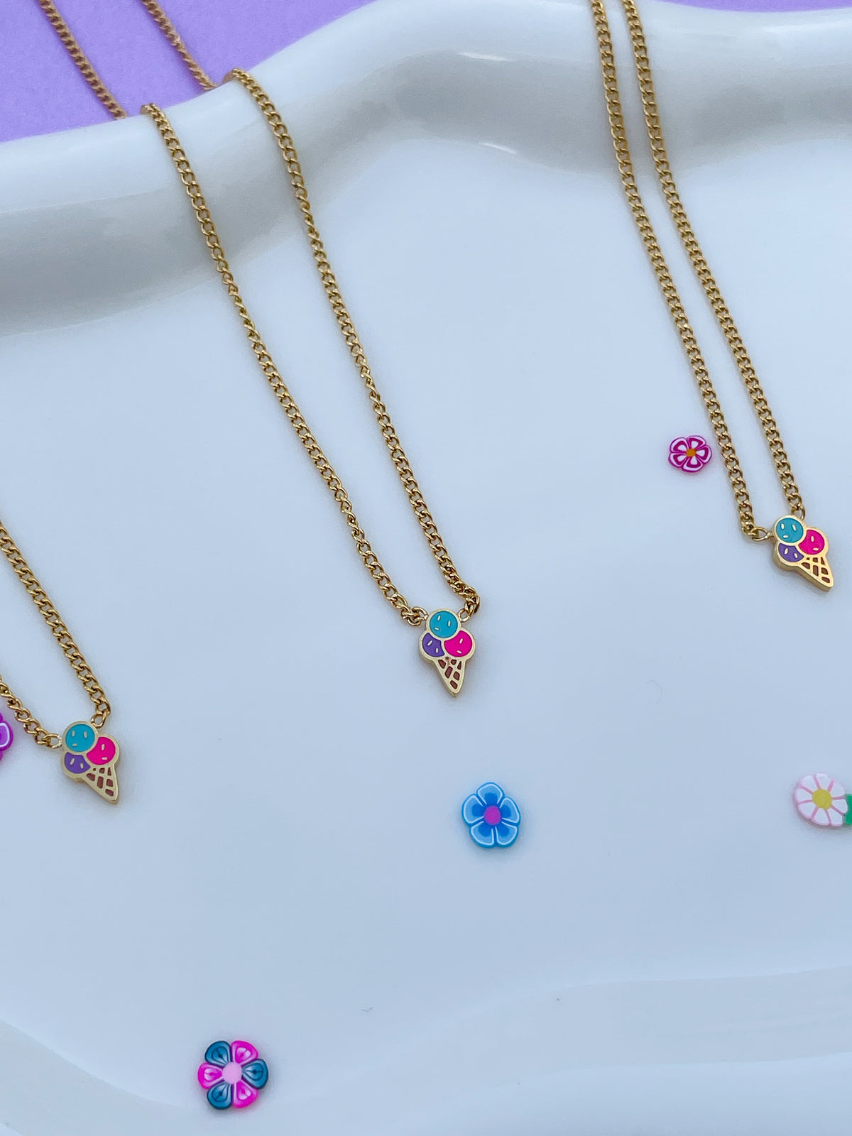 Collar ice cream