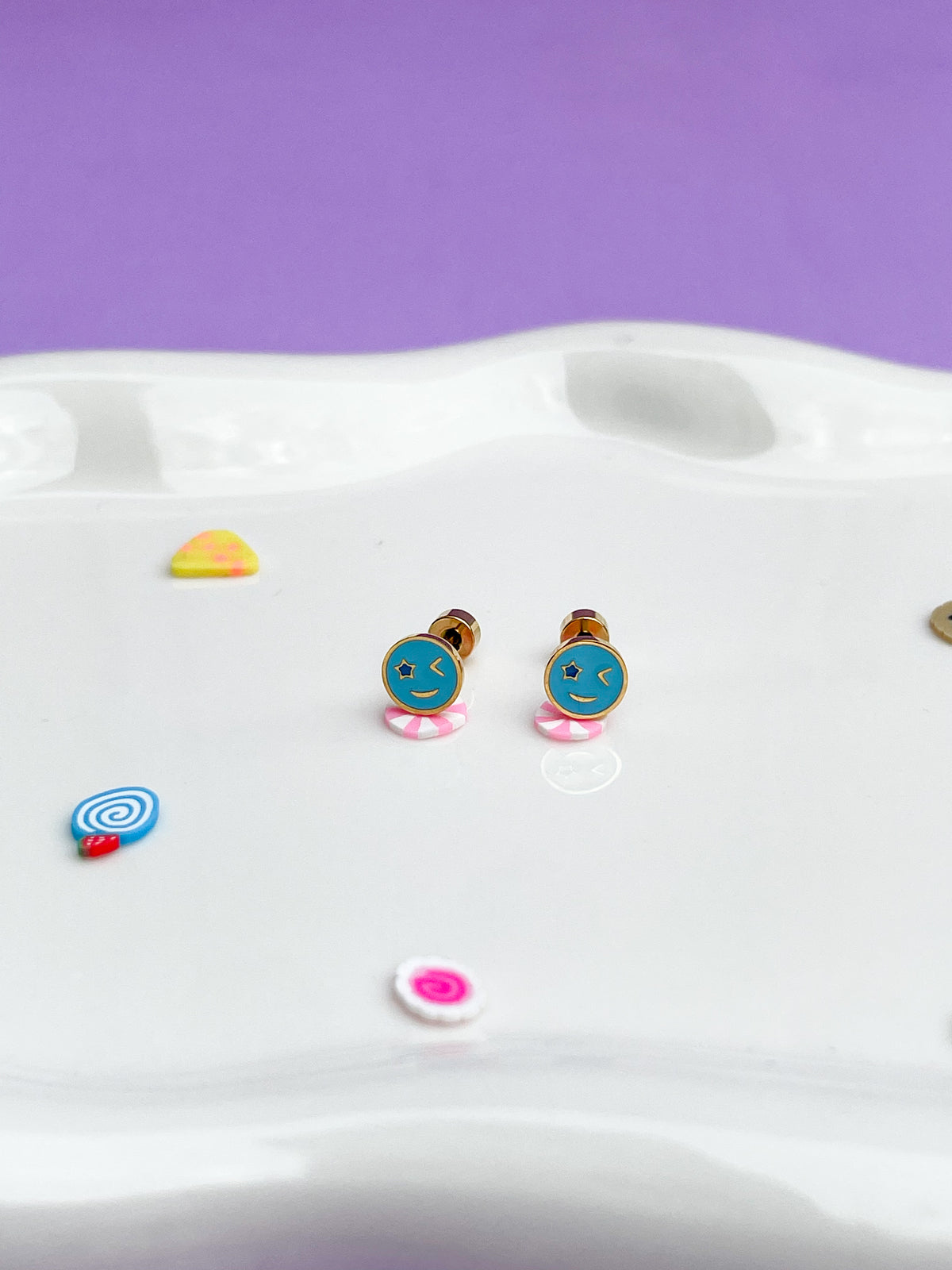 Aretes guiño azul