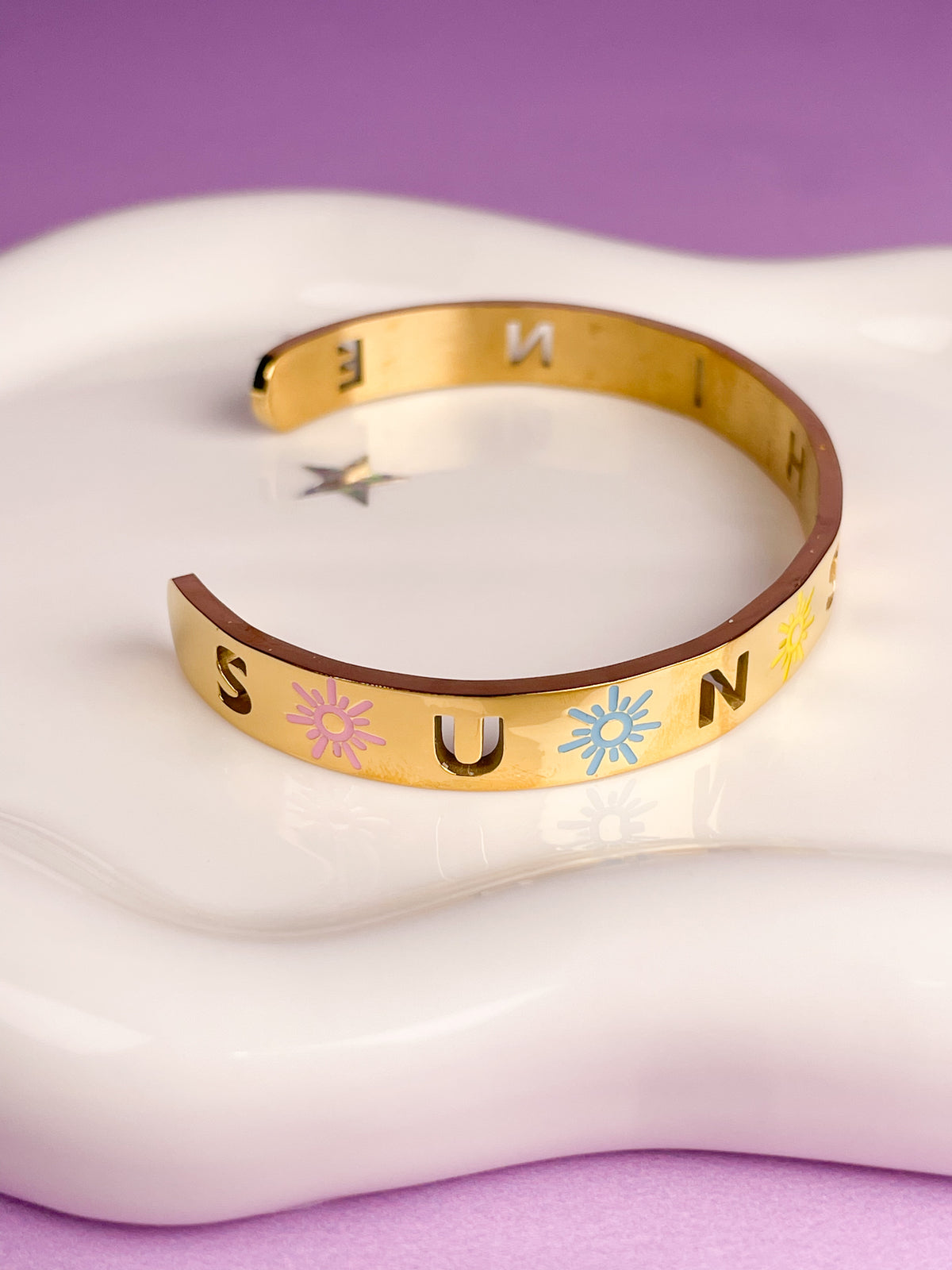 Pulsera rígida dorada sunshine