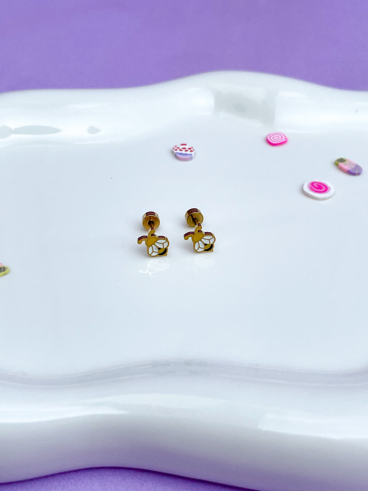 Aretes abejita