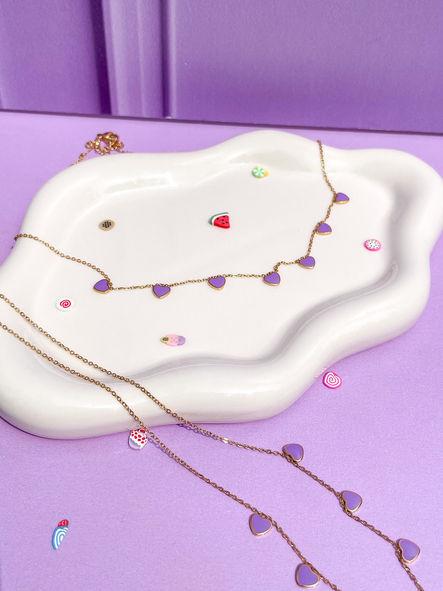 Collar corazones morado mini