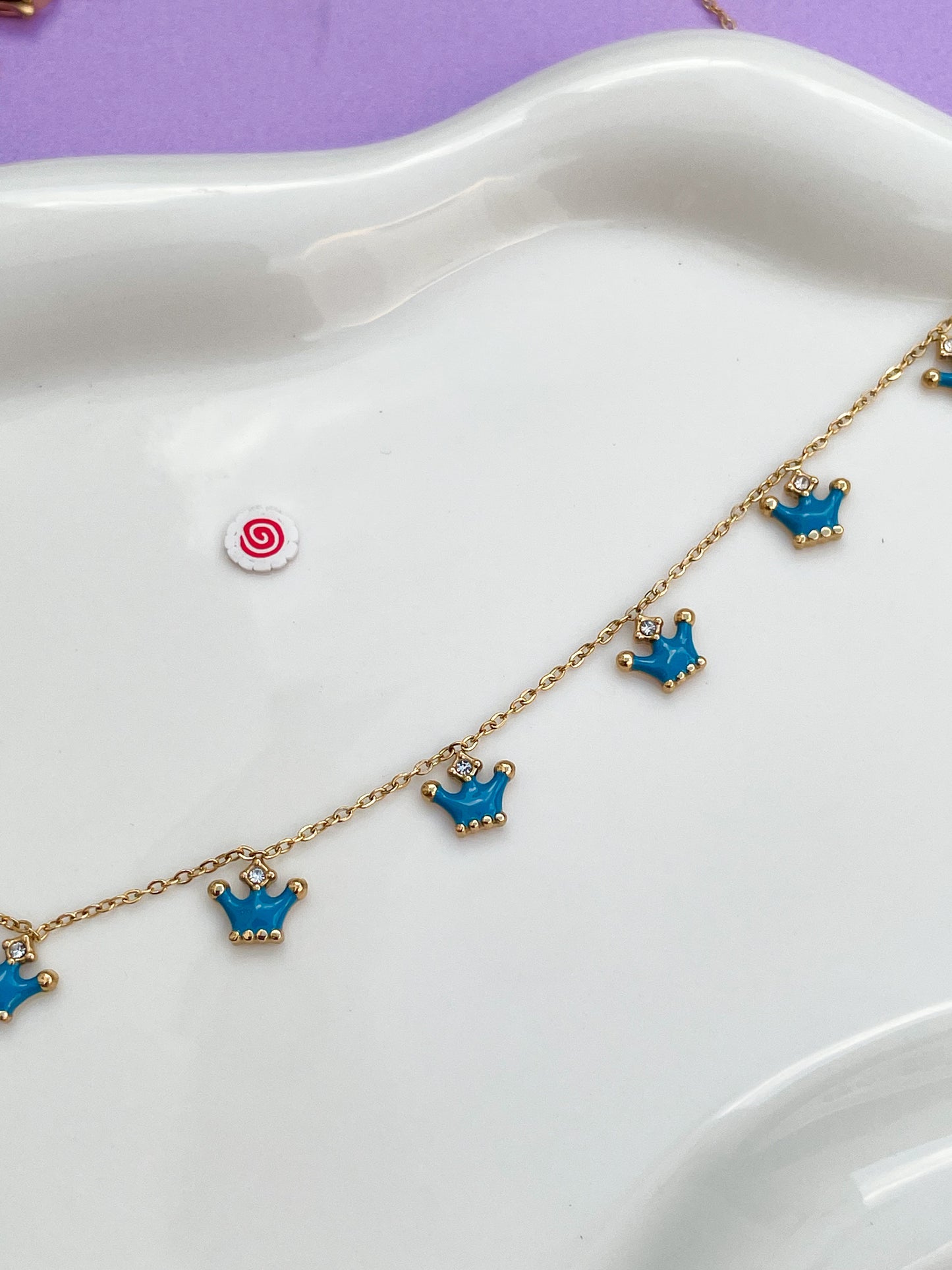 Collar coronas azules mini